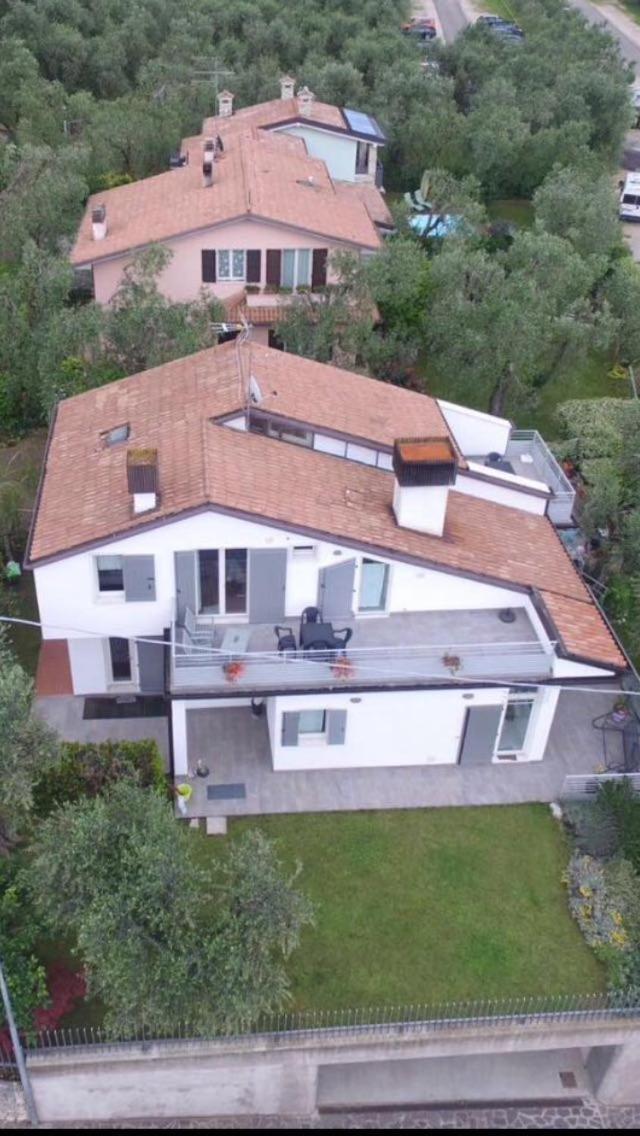 Apartment Lake View Малчезине Екстериор снимка