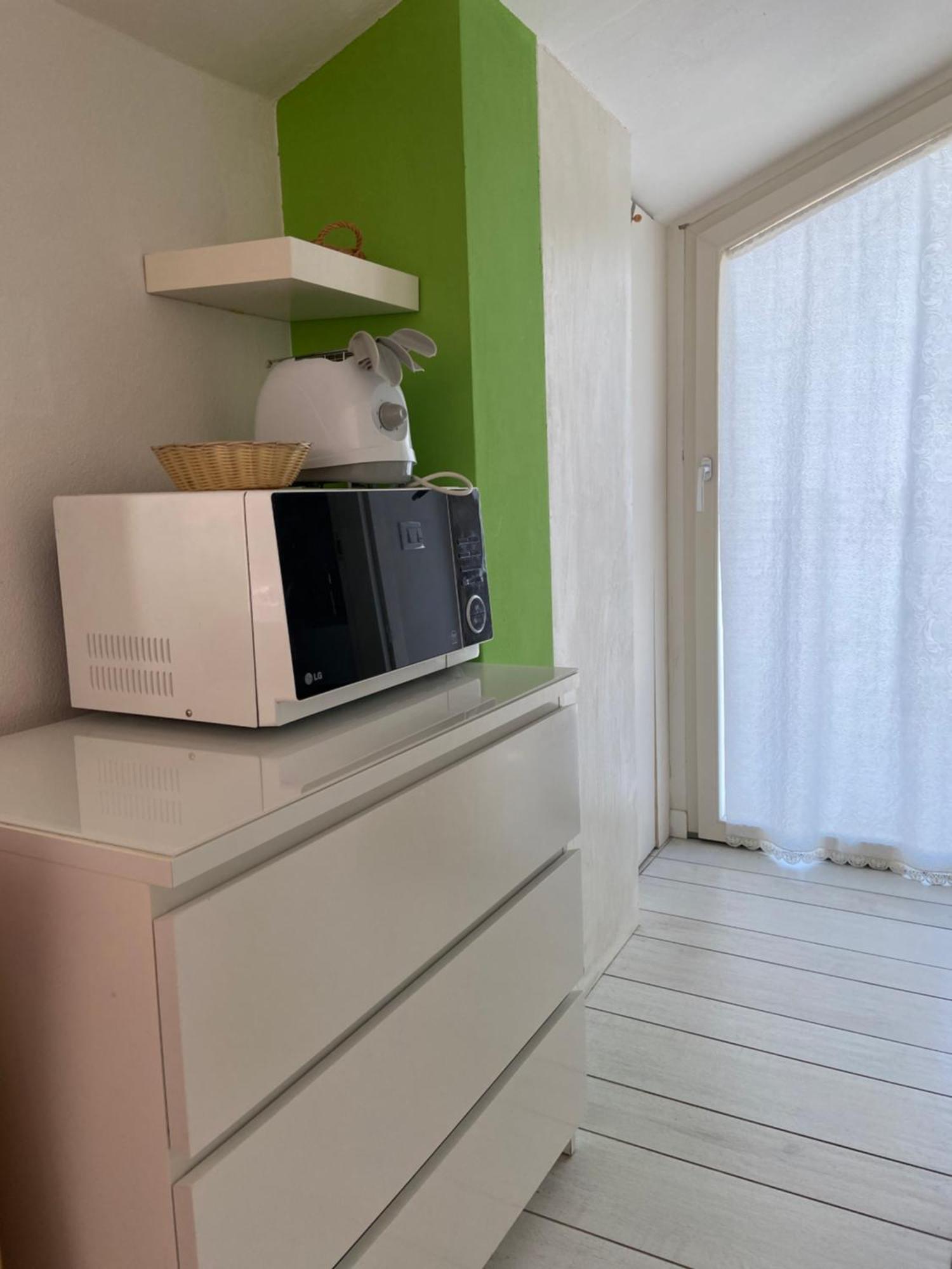 Apartment Lake View Малчезине Екстериор снимка